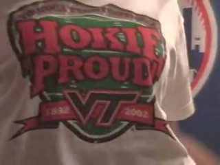 Virginia tech coed proužek a dostat undresseds pro chlapíci