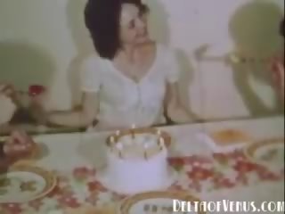 ক্লাসিক নোংরা চলচ্চিত্র গোড়ার দিকে 1970s খুশি fuckday