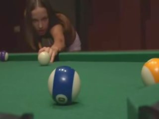 Verblüffend billiards xxx klammer von schlank pärchen